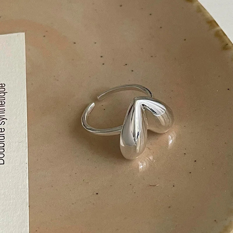 LATS Sweet Cool Silver Color Rings for Women Girl Korea Elegant Simple Smooth LOVE Heart Ring Fashion Jewelry Accessories